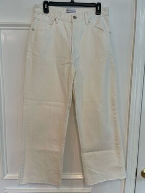 Zara Ivory Raw Hem Cropped High-Rise Jeans